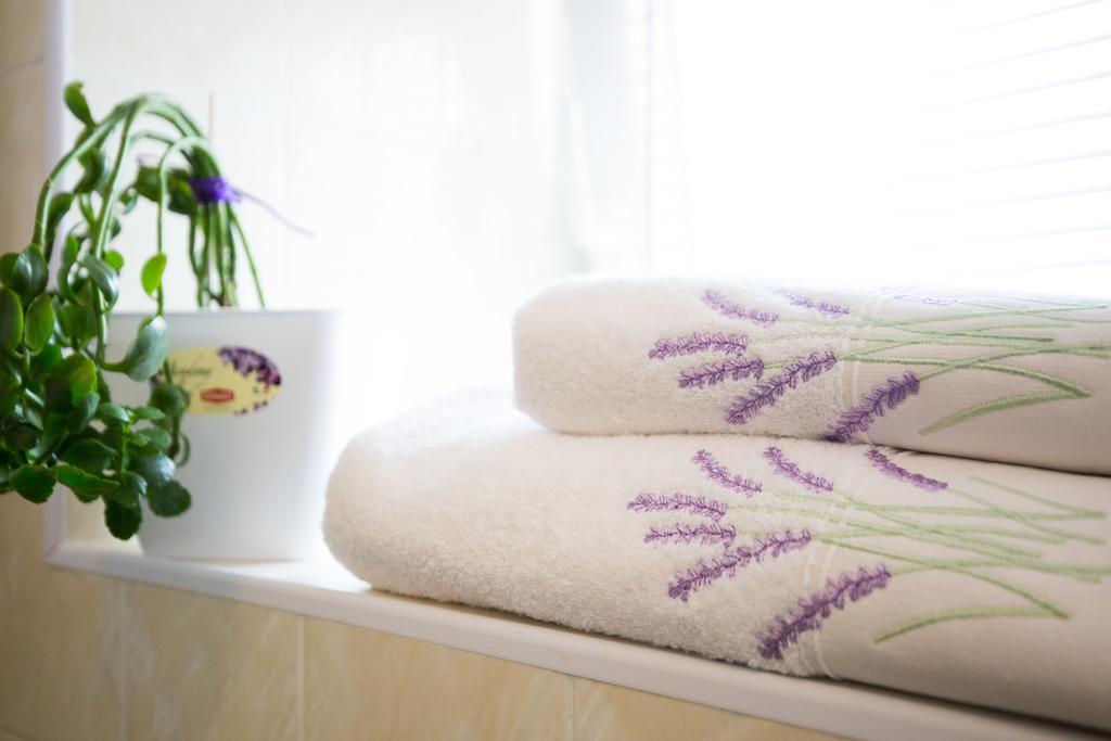 Holiday Home Mery By El-Pi Tours Malinska Buitenkant foto